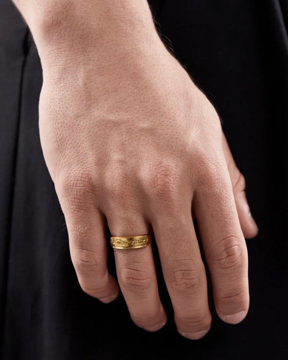 Tutto Passa Ring Gold